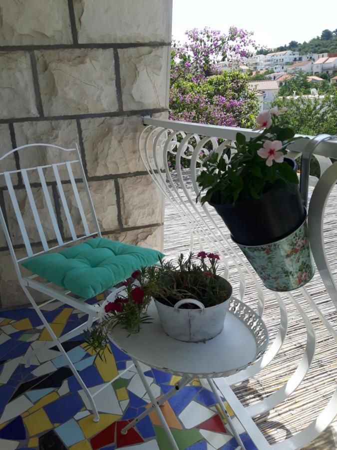 Noor Apartment And Room Hvar Town Exteriör bild